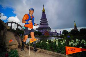 BIB: 
                            <button type="button" onclick="openModal(19230009)" class="btn btn-primary btn-sm float-right btn-popup" data-toggle="modal" data-target=".modal-high-quality">
                        <i class="fas fa-shopping-cart"></i> Add to Cart
                    </button>
                                            <button type="button" onclick="isThisMe(19230009, true)" class="btn btn-success btn-sm float-right btn-popup btn-isme hidden" data-toggle="tooltip" data-placement="bottom" title="นี่คือรูปของคุณใช่ไหม คลิกที่นี่เพื่อเอาเข้าอัลบั้ม">
                        <i class="fas fa-plus"></i> Add to album
                    </button>
                    <button type="button" onclick="isThisMe(19230009, false)" class="btn btn-warning btn-sm float-right btn-popup btn-isnotme hidden">
                        <i class="fas fa-ban"></i> Remove from album
                    </button>